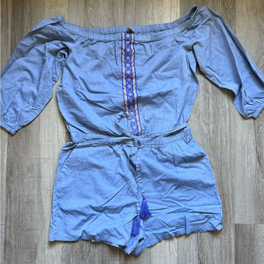 LOFT blue embroidered short set